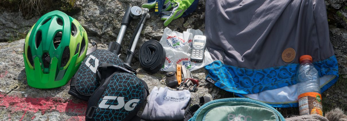 bergfotografie ausrüstung rucksack, ausrüstung outdoor fotografie, ausrüstung bergfotografie, ausrüstung tipps outdoor fotografie, ausrüstung bergtour, ausrüstung tagestour, outdoor fotografie ausrüstung tipps