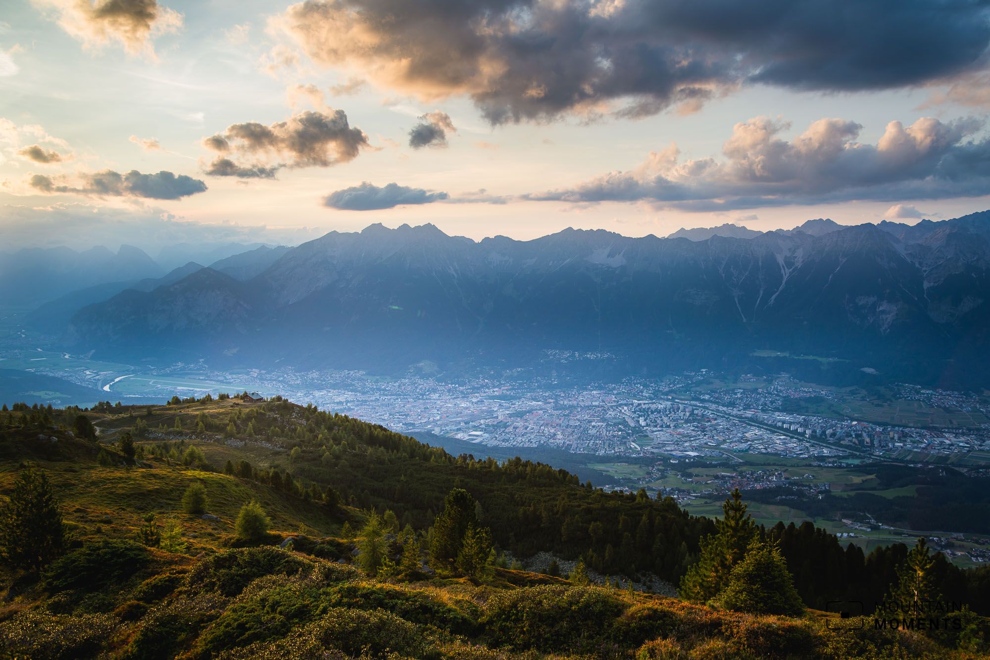 Zirbenweg – Panoramablicke für Genusswanderer ab Innsbruck! Malerische, einfache Bergwanderung vom Patscherkofel zum Glungezer