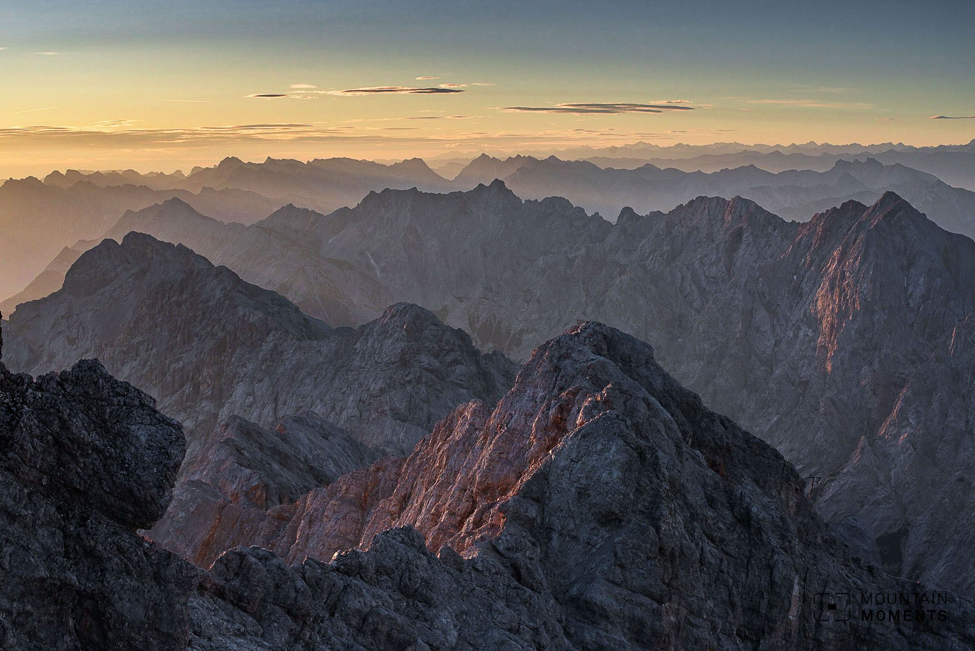 Herrliche Wanderung auf Zugspitze übers Gatterl – “Einfach” auf Deutschlands höchsten Berg kommen