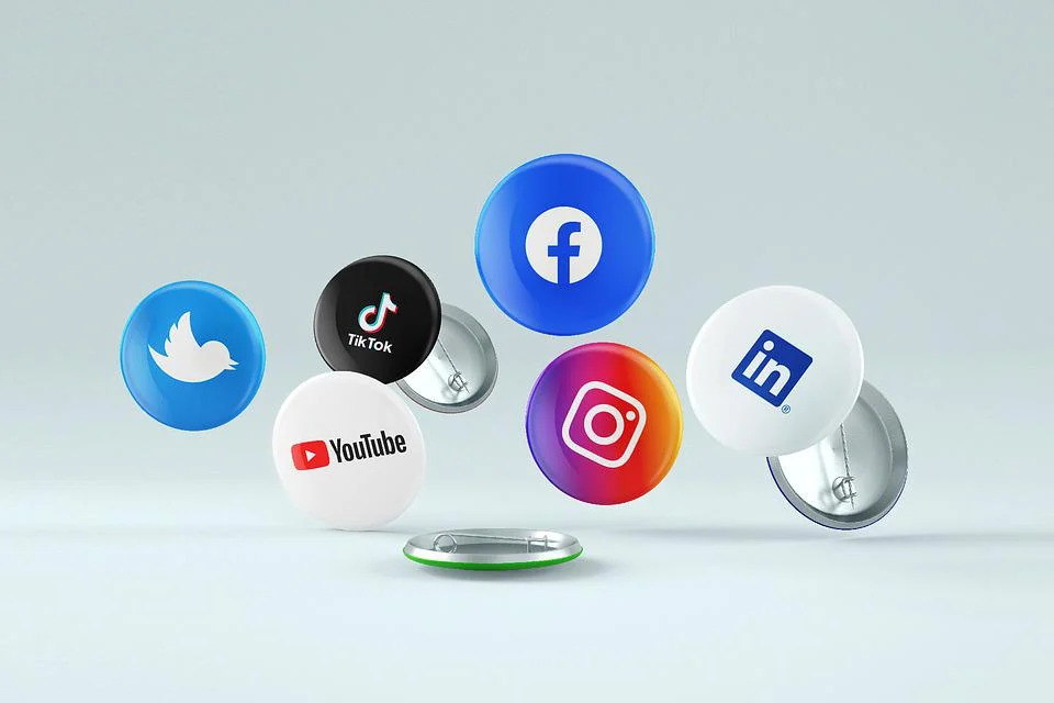 Leitfaden zur Bildgröße in sozialen Medien 2022 für Ihr Unternehmen: Platzierungen und Tipps für Facebook, Instagram, Pinterest und LinkedIn!